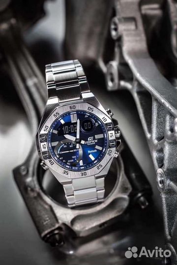 Часы Casio ECB-10D-2A