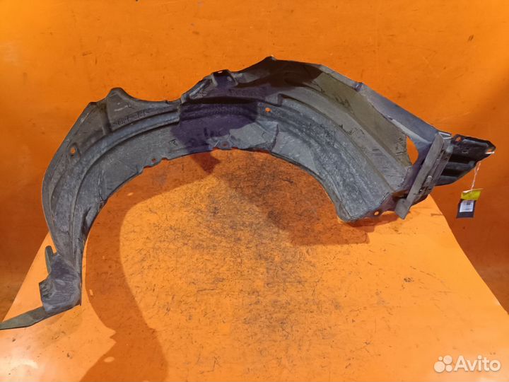 Подкрылок Toyota Vitz NSP130 (Переднее Левое)