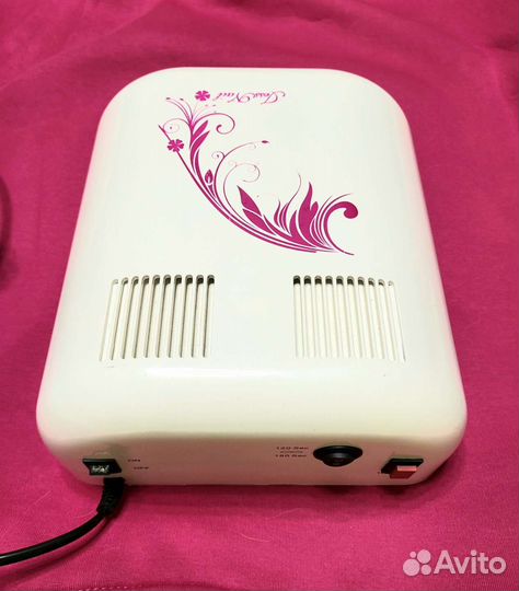 Уф лампа для ногтей