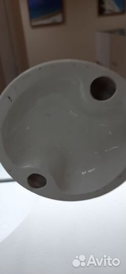 Статуэтка фарфоровая