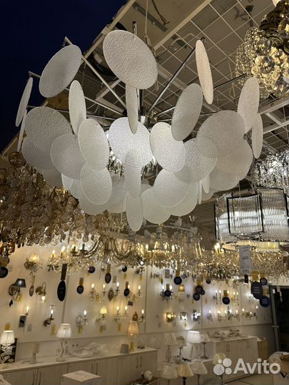Люстра потолочная новая