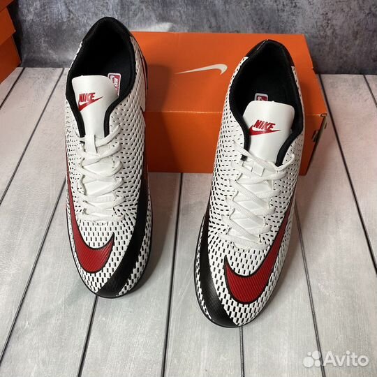 Шиповки сороконожки nike /41/42/43/44/45/46