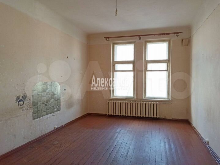 Комната 23 м² в 5-к., 3/5 эт.