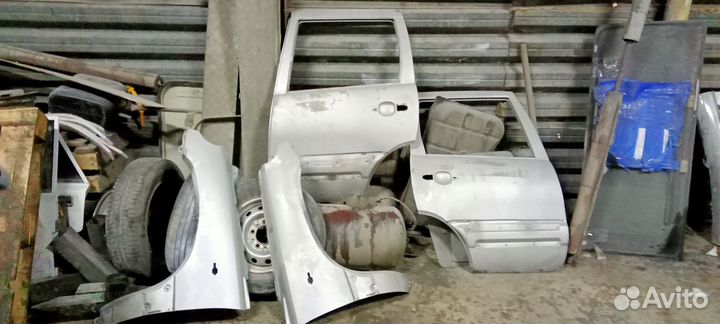 Нива Шевроле двери крылья