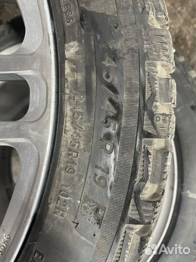 Michelin X-Ice North 4 245/45 R19 102H