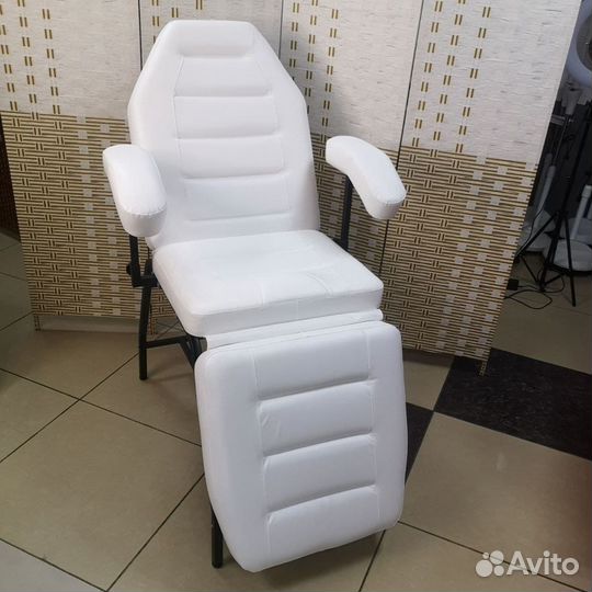 Косметологическое кресло