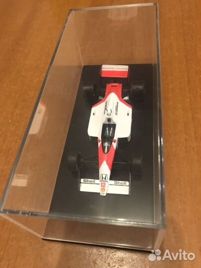 Formula 1 McLaren MP4/4 Айртон Сенна 1988