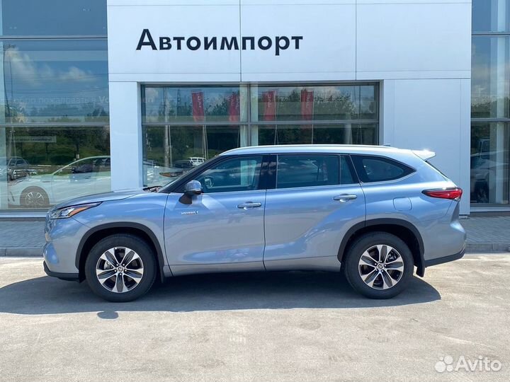 Toyota Highlander 2.5 AT, 2022