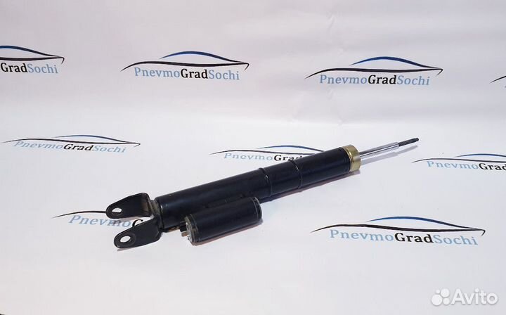 Передний правый амортизатор Mercedes W211 E-class