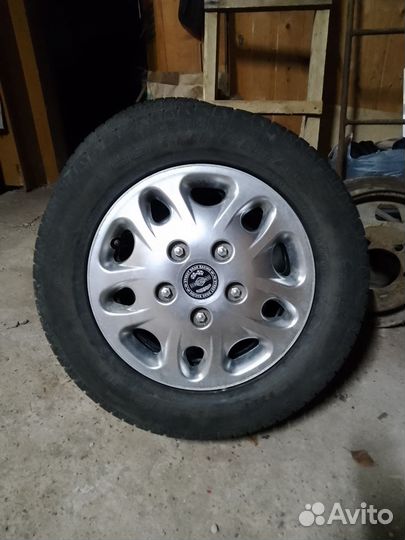 Колпаки на колеса r 16