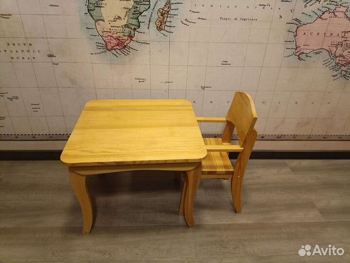 Столик и стульчик для детей