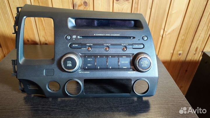 Штатная магнитола Honda Civic