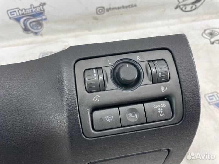 Пластик под торпедо Subaru Outback BPE EZ30D 2005