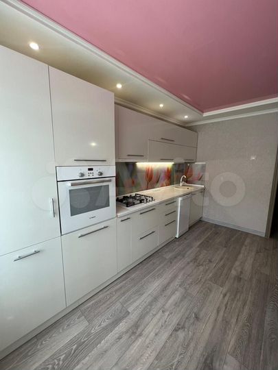 2-к. квартира, 62 м², 6/7 эт.