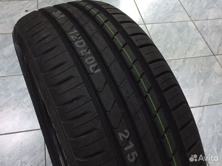 Kumho Ecsta HS51 215/55 R17