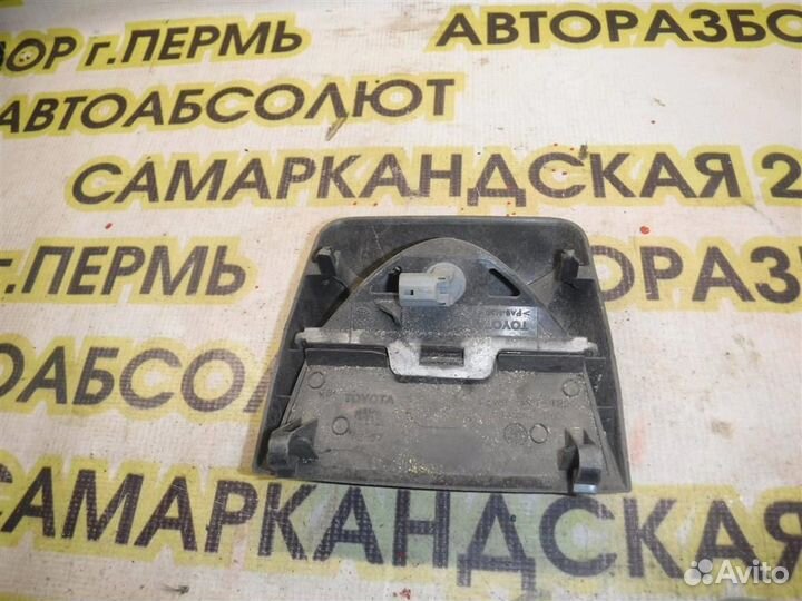 Фонарь задний (стоп сигнал) Toyota Corolla (E120)