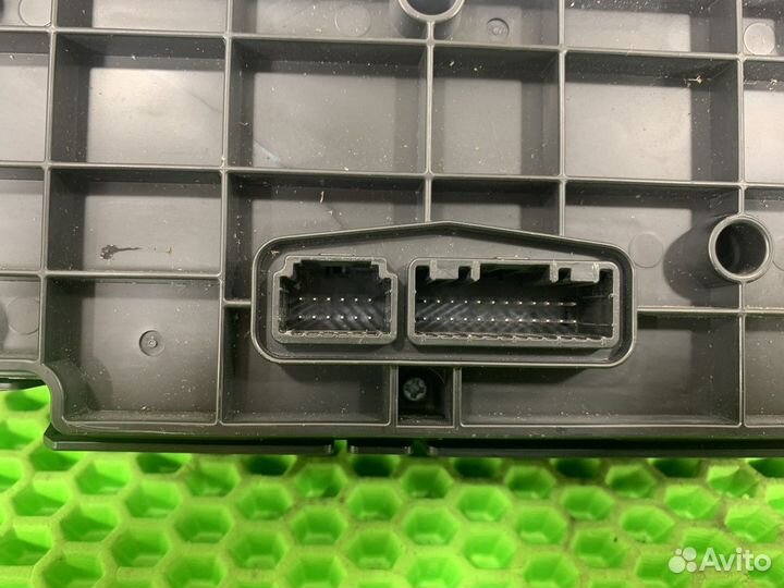 Блок управления климатом Mazda 6