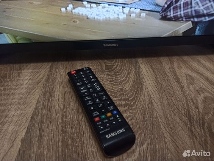 Телевизор samsung SMART tv