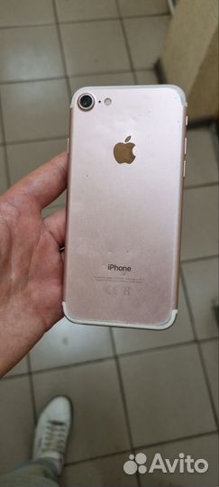 iPhone 7, 32 ГБ