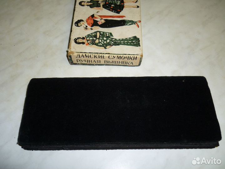 Дамская сумочка (клатч)