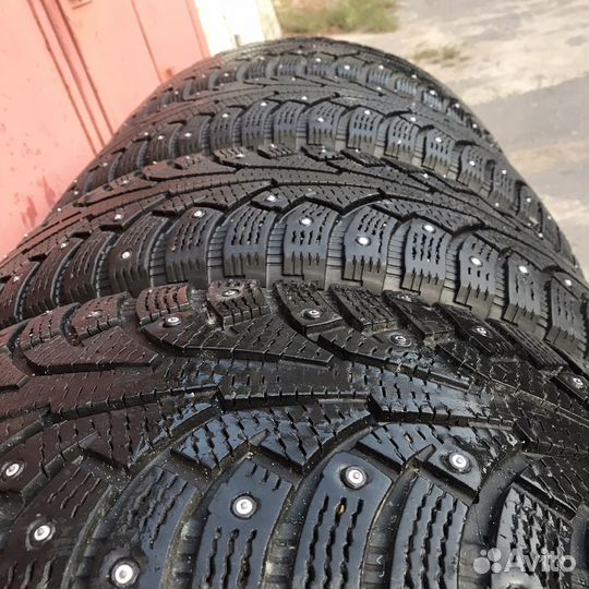 Nokian Tyres Hakkapeliitta 5 235/60 R18 107T