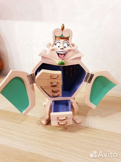 Дисней шкатулка Мадам Гардероб