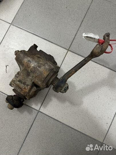 Рулевой редуктор w126