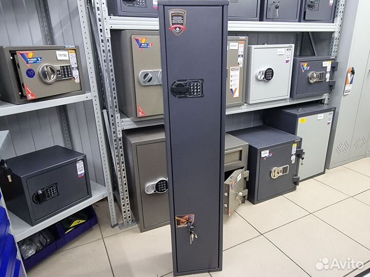 Оружейный сейф с электронным замком на 3 ствола