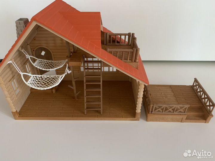 Коттедж Sylvanian Families 2281 Log cabin