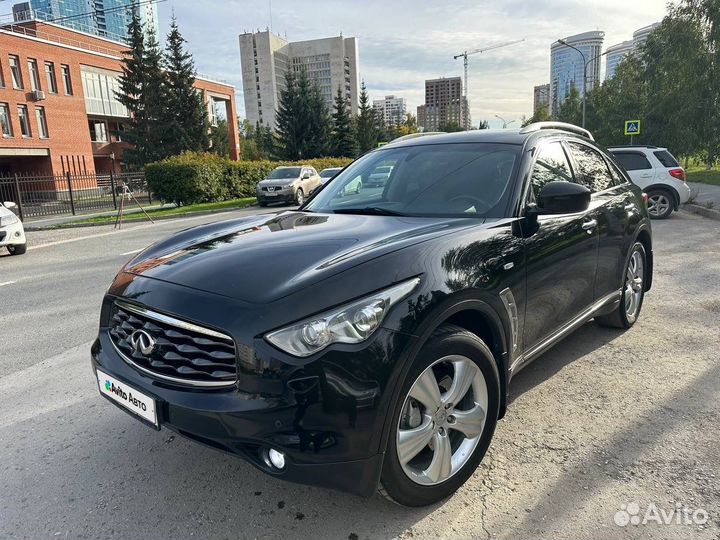 Infiniti FX37 3.7 AT, 2010, 130 000 км