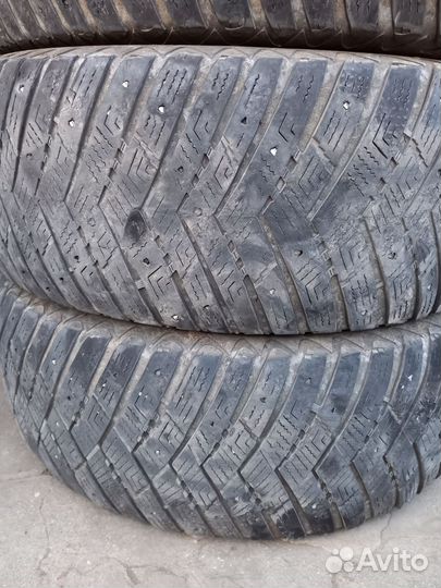 Goodyear UltraGrip Ice Arctic SUV 265/65 R17 112T