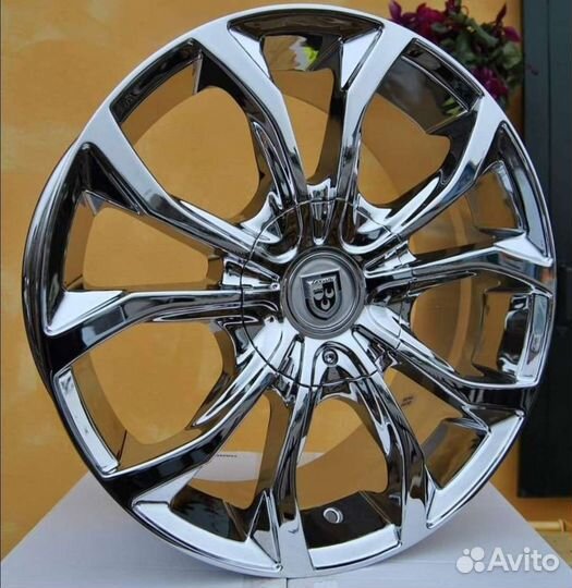 Диски Lexani lust R22 6x139.7 Cadillac Escalade