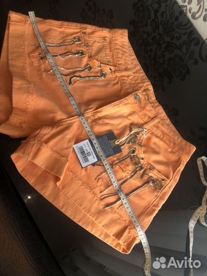 Шорты женские