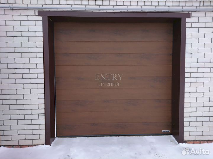 Ворота гаражные секционные