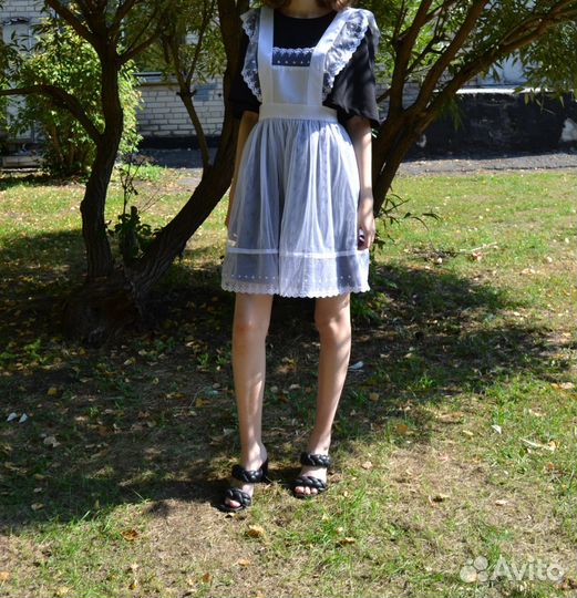 Школьный фартук