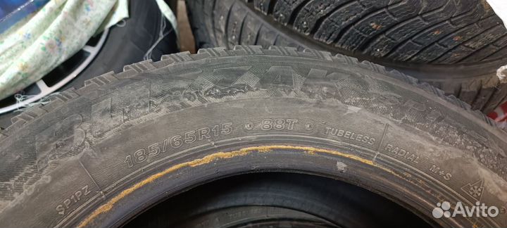 Bridgestone Blizzak Spike-02 185/65 R15 88B