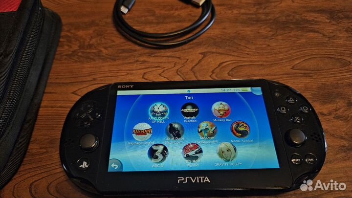 PS Vita Slim 64GB 100игр