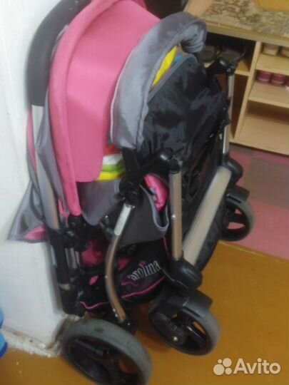 Прогулочная коляска Carolina XT