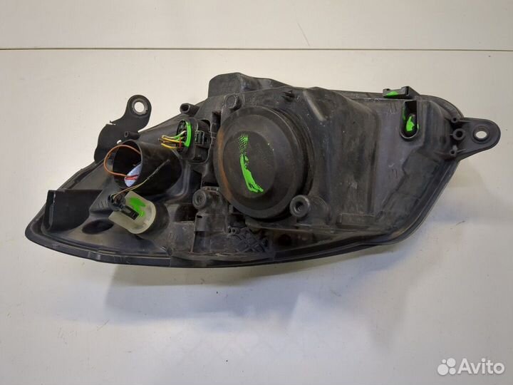 Фара (передняя) Skoda Roomster, 2007
