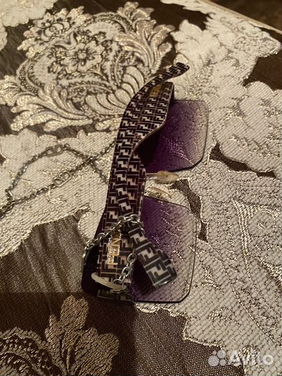 Солнцезащитные очки женские брендовые фенди