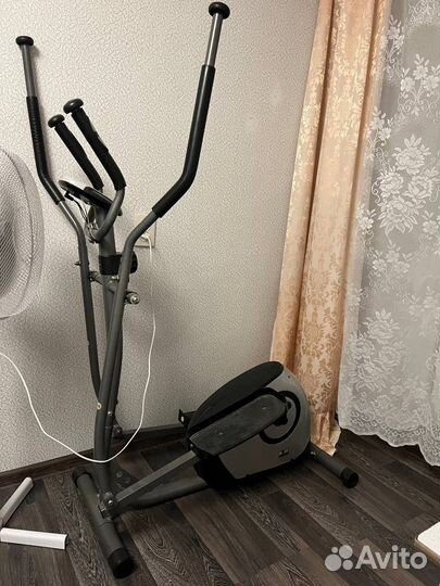 Эллиптический тренажер