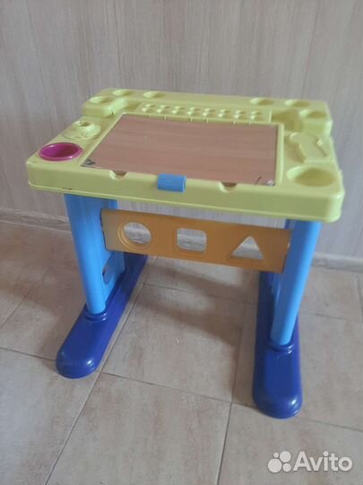 Детский столик