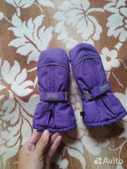 Зимние варежки reike