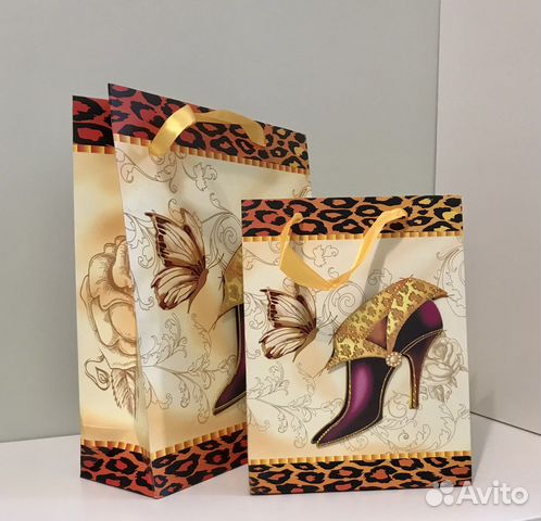 Пакеты подарочные бумажные 18*23*8 см