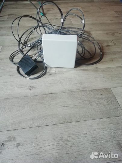 Антена и роутер