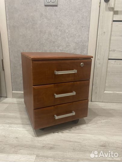 Тумба 3 ящика