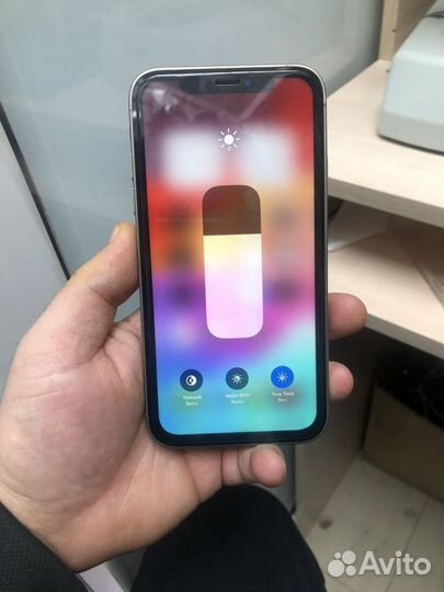 iPhone xr в корпусе 15 pro 128 gb