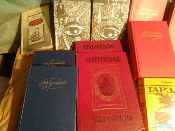 Книги детектив драма сказки фантастика триллер