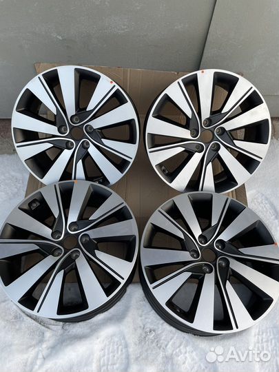 Диски R19 новые 4 шт на Kia hyundai оригинал