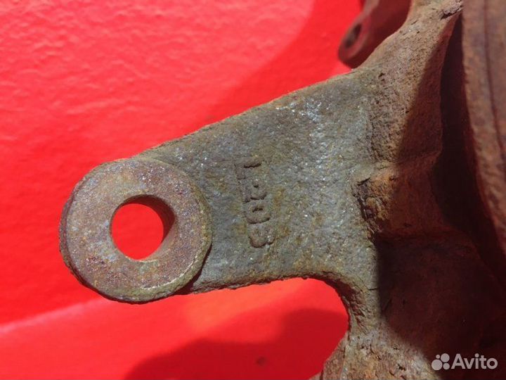 Кулак передний левый Mazda Cx 7 1 L3-VDT 2009